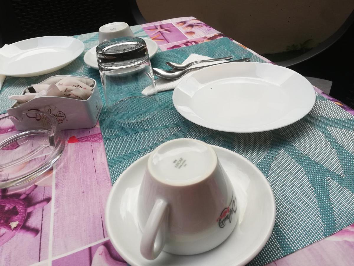 B&B I 100 Passi ガエータ エクステリア 写真